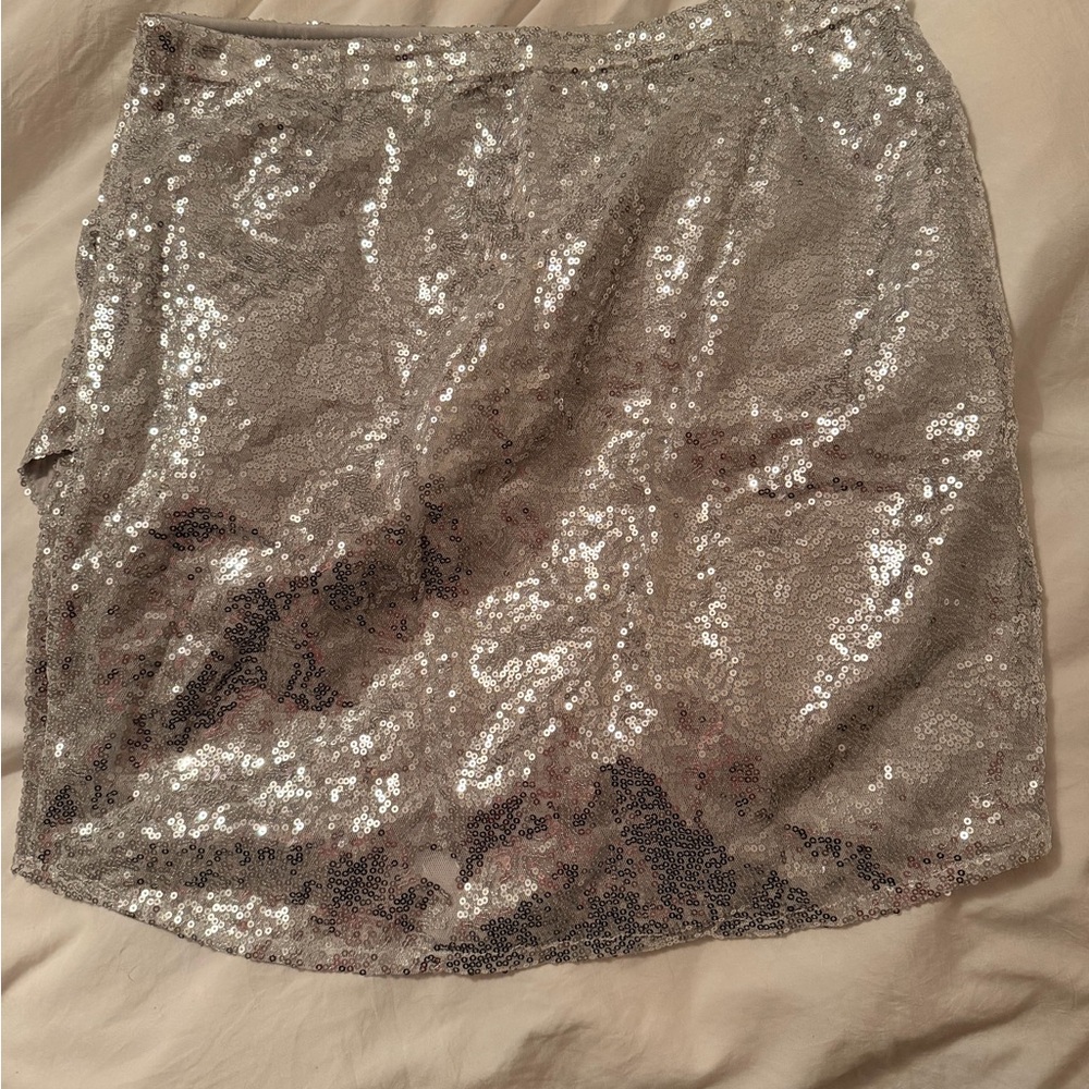 Elegant Silver Sequin Midi Skirt